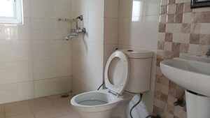 Bathroom in 3 BHK Apartment at Amrapali Silicon City, Sector 76 – for Sale