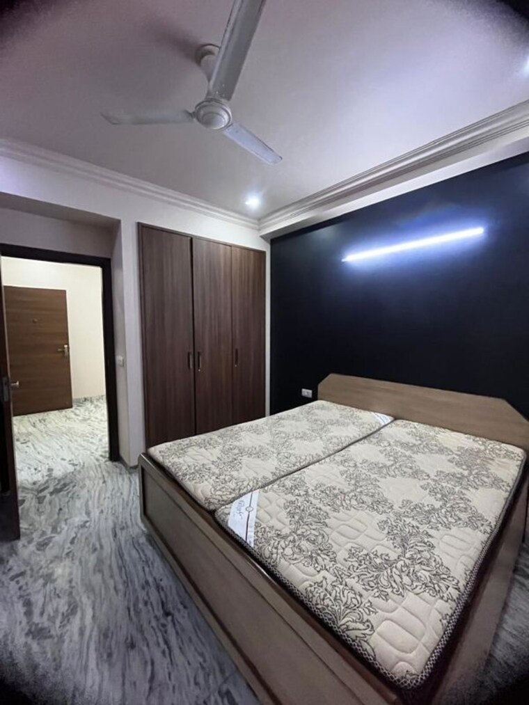 Bedroom, freedom fighters enclave 1 Bedroom 700 Sq.Ft. Apartment In Freedom Fighters Enclave Delhi 10726522