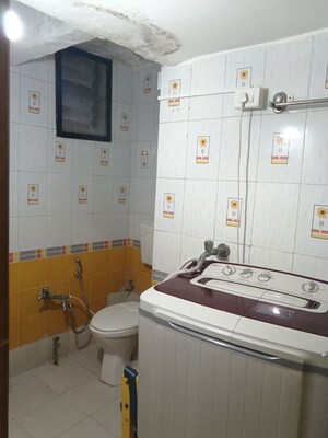 Team Area in 2 BHK Apartment at Abhinav Apartment Aundh, Aundh – for Rent