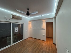 Room in 3 BHK Builder Floor at Kohli One Malibu Town Plot, Sector 47 – for Rent