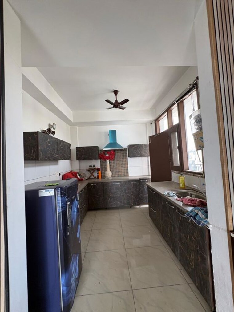 Kitchen, ambala highway 2 Bedroom 1450 Sq.Ft. Apartment In Ambala Highway Zirakpur 10726587