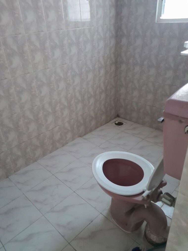 Bathroom, nirmiti-ragdari-apartments 4 Bedroom 2000 Sq.Ft. Apartment In Aundh Pune 10726593