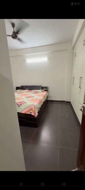 Kitchen in 2.5 BHK Builder Floor at Pinewood Enclave, Wave City – for Rent