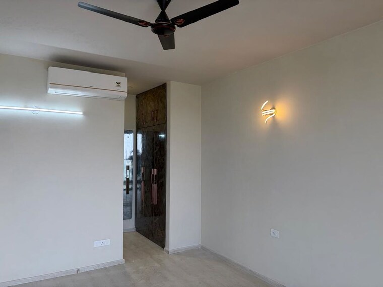 Room, m3m-latitude 3.5 Bedroom 2040 Sq.Ft. Apartment In Sector 65 Gurgaon 10726624