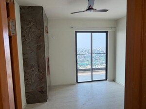 Room in 3.5 BHK Apartment at M3M Latitude, Sector 65 – for Rent