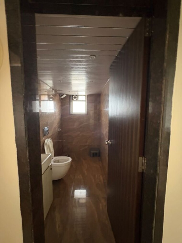 Bathroom, siddhi-highland-park 2 Bedroom 662 Sq.Ft. Apartment In Kolshet Road Thane 10726619