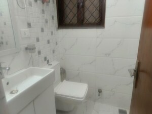 Bathroom in 3 BHK Builder Floor at Ardee City, Sector 52 – for Sale