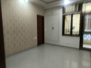 Room in 3 BHK Builder Floor at Ardee City, Sector 52 – for Sale