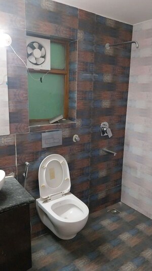 Bathroom in 3 BHK Builder Floor at Sector 21 – for Rent