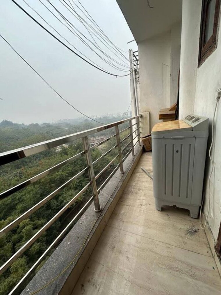 Balcony, saket 2 Bedroom 970 Sq.Ft. Builder Floor In Saket Delhi 10726639