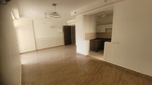 Room in 3 BHK Apartment at Amrapali Silicon City, Sector 76 – for Sale