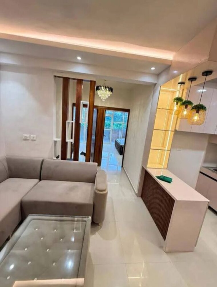 Team Area, freedom fighters enclave 1 Bedroom 700 Sq.Ft. Apartment In Freedom Fighters Enclave Delhi 10726680