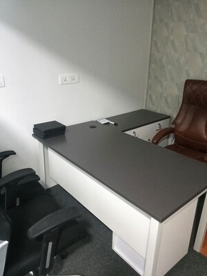 Team Area in  Office Space at Vipul Business Park, Sector 48 – for Rent