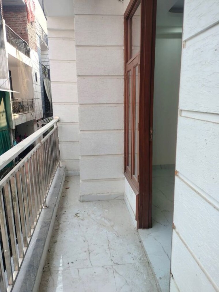 Balcony, saket 1 Bedroom 575 Sq.Ft. Builder Floor In Saket Delhi 10726695
