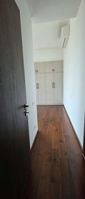 Furnished Amenities in 2 BHK Apartment at Piramal Aranya, Byculla – for Rent