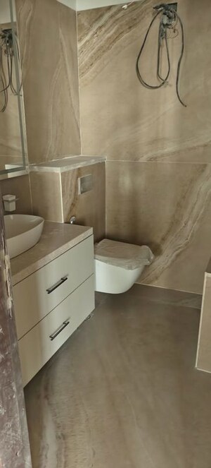Bathroom in 4 BHK Builder Floor at Unitech Nirvana Country Cedar Crest, Sector 50 – for Rent