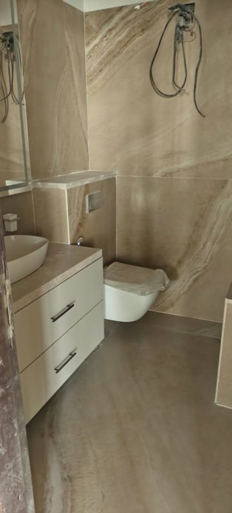 Bathroom, unitech-nirvana-country-cedar-crest 4 Bedroom 500 Sq.Ft. Builder Floor In Sector 50 Gurgaon 10726757