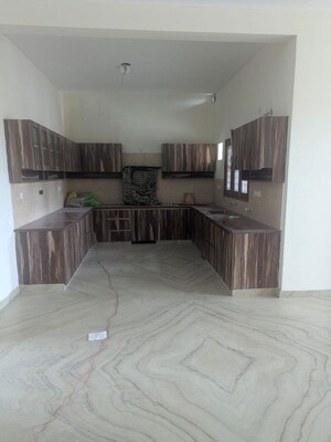 Living Room in 6 BHK Independent House at Sector 88 – for Rent