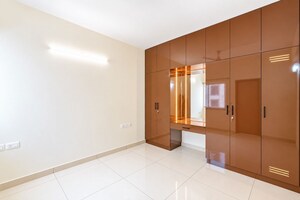 Room in 3.5 BHK Apartment at Prestige Green Gables, Panathur – for Rent
