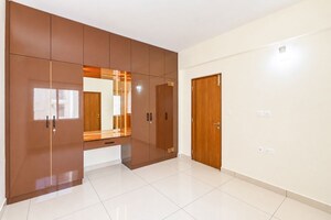 Room in 3.5 BHK Apartment at Prestige Green Gables, Panathur – for Rent