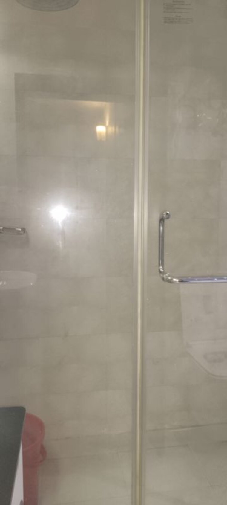 Bathroom, sarita vihar 3 Bedroom 1950 Sq.Ft. Apartment In Sarita Vihar Delhi 10726759