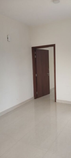 Room in 3 BHK Apartment at Sarita Vihar – for Rent