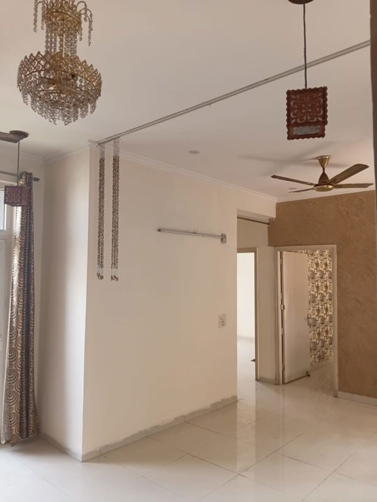 Room, ambala highway 3 Bedroom 1560 Sq.Ft. Apartment In Ambala Highway Zirakpur 10726771