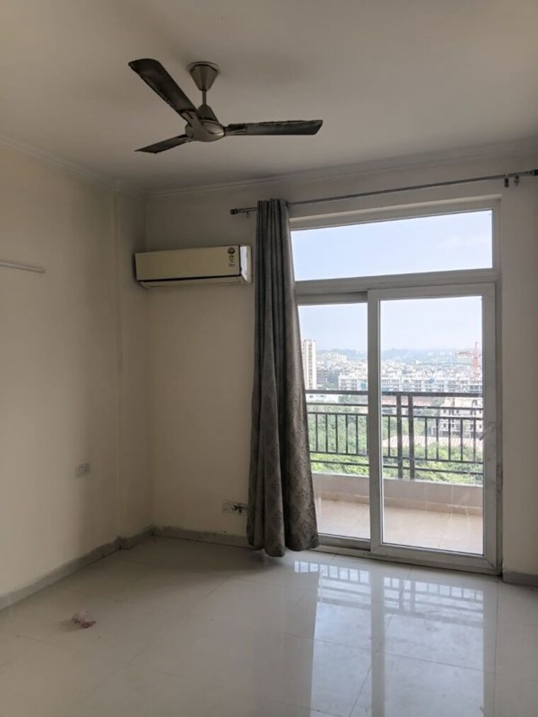 Room, ambala highway 3 Bedroom 1560 Sq.Ft. Apartment In Ambala Highway Zirakpur 10726771