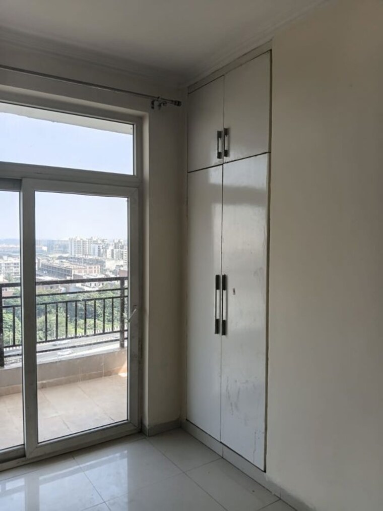 Room, ambala highway 3 Bedroom 1560 Sq.Ft. Apartment In Ambala Highway Zirakpur 10726771