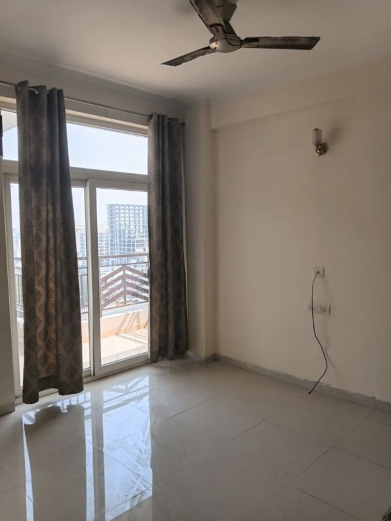Room, ambala highway 3 Bedroom 1560 Sq.Ft. Apartment In Ambala Highway Zirakpur 10726771