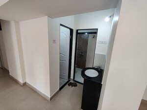 Room in 2 BHK Apartment at Powai Plaza, Powai – for Rent