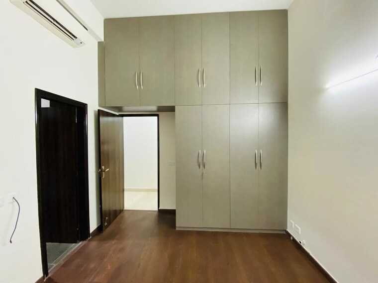Room, paras-irene 3 Bedroom 1830 Sq.Ft. Apartment In Sector 70a Gurgaon 10726785