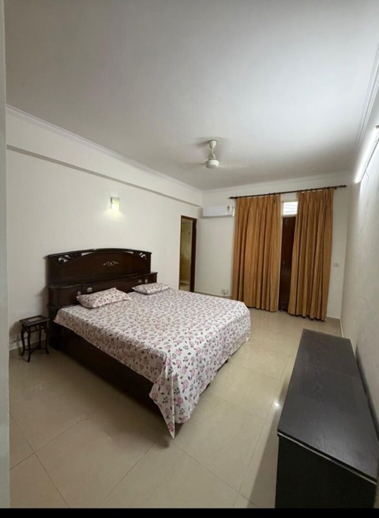 Bedroom, suncity-essel-tower 3 Bedroom 1800 Sq.Ft. Apartment In Sector 28 Gurgaon 10726788