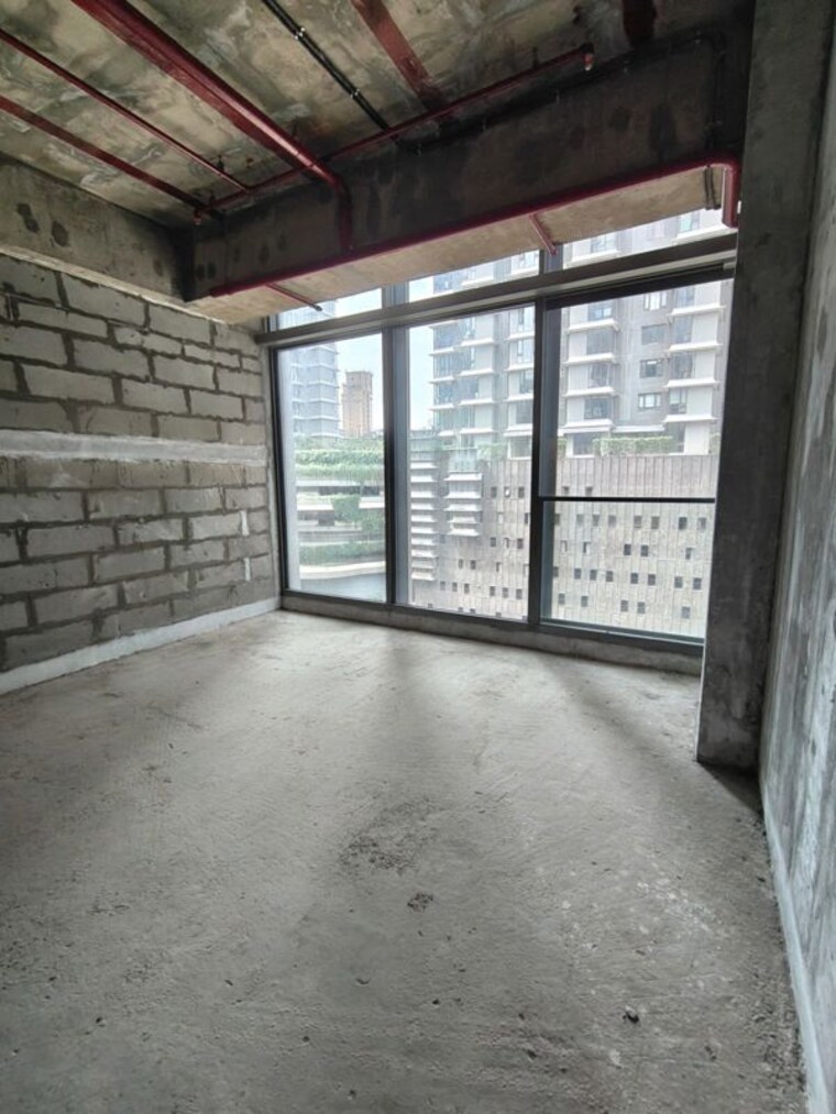 Room, ajmera-manhattan Commercial Showroom 700 Sq.Ft. In Wadala East Mumbai 10726780