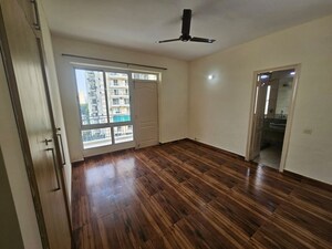 Room in 3 BHK Apartment at Bestech Park View City 2, Sector 49 – for Rent