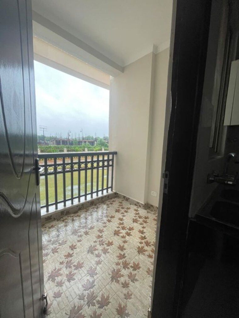 Kitchen, eiffel-vivassa-estate 4 Bedroom 2945 Sq.Ft. Apartment In Bagiamau Lucknow 10726819