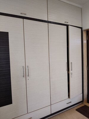  2.5 BHK Apartment at Gundecha Symphony, Andheri West – for Sale