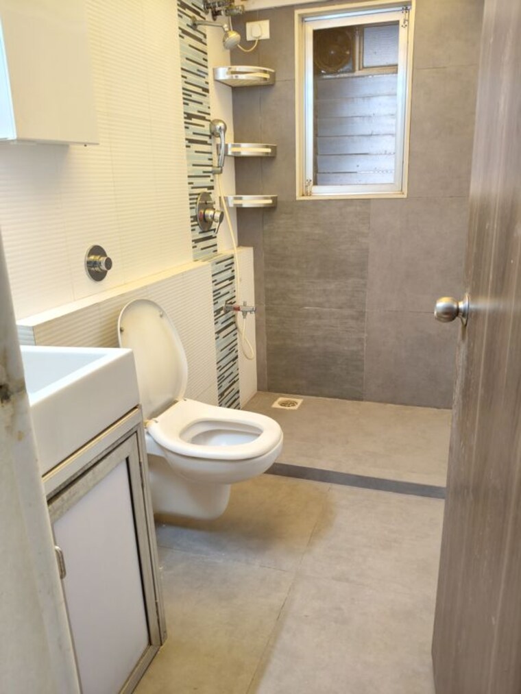 Attached Bathroom, gundecha-symphony 2.5 Bedroom 846 Sq.Ft. Apartment In Andheri West Mumbai 10726849