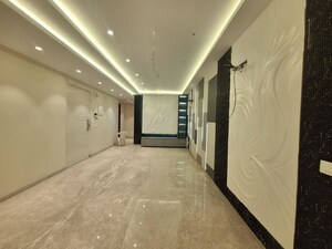 Building Lobby in 3 BHK Builder Floor at Sector 22 – for Rent