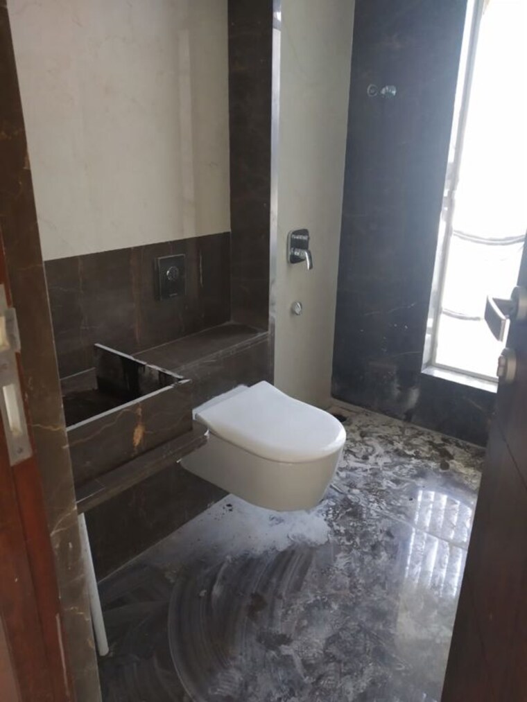 Bathroom, raunak-viraj-bliss 2 Bedroom 757 Sq.Ft. Apartment In Khar West Mumbai 10726877