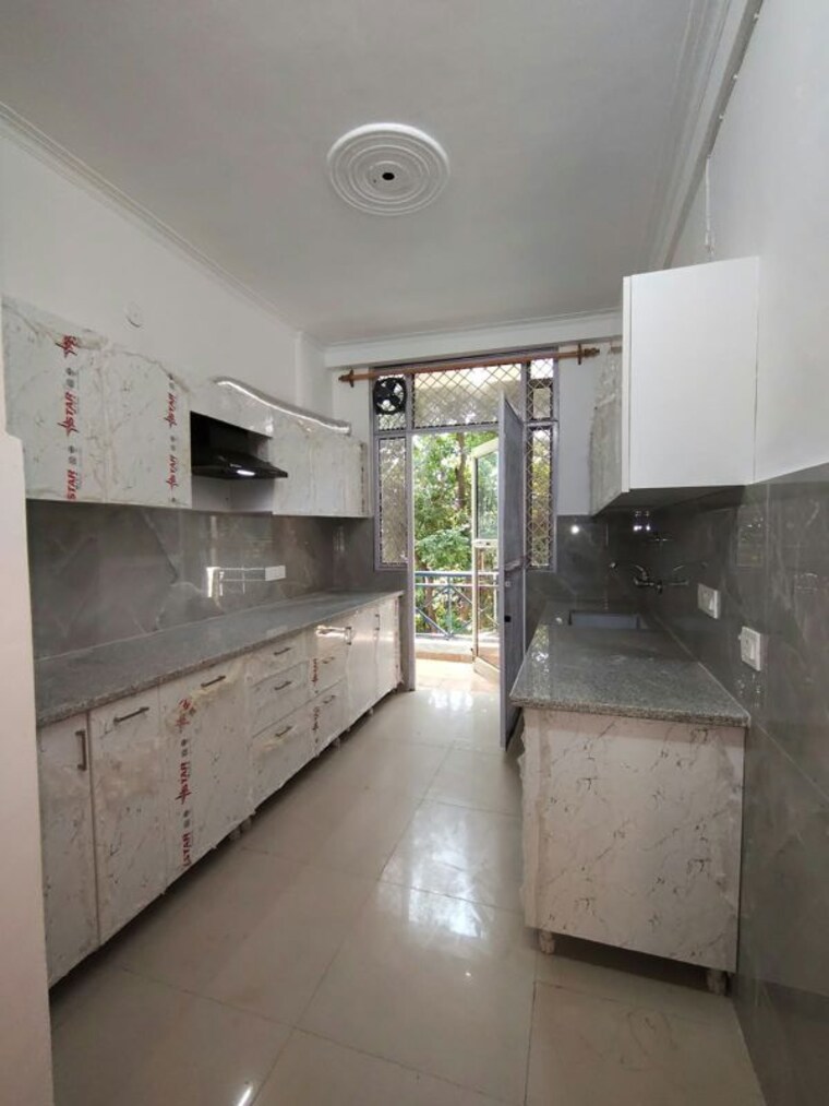 Kitchen, aman vihar 3 Bedroom 1800 Sq.Ft. Builder Floor In Aman Vihar Dehradun 10726895