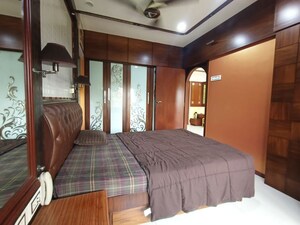 Bedroom in 2 BHK Apartment at New Garden View, Bandra West – for Rent