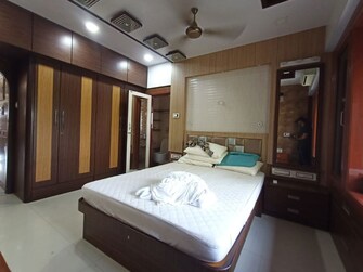 2 BHK Apartment For Rent in New Garden View in Bandra West, Mumbai