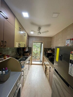 Team Area in 2 BHK Apartment at New Garden View, Bandra West – for Rent