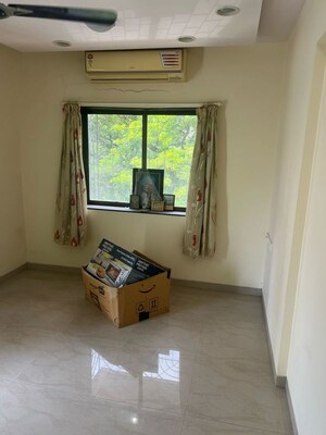 Room in 2 BHK Apartment at New Garden View, Bandra West – for Rent