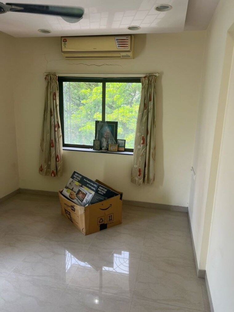Room, new-garden-view 2 Bedroom 850 Sq.Ft. Apartment In Bandra West Mumbai 10726894