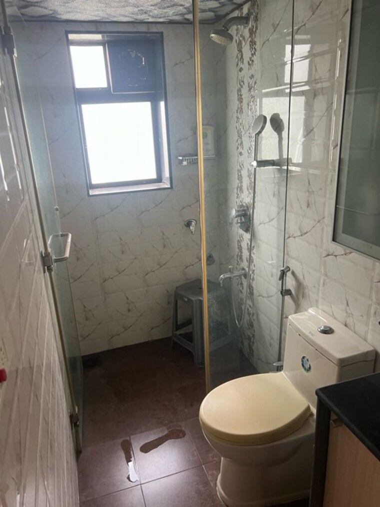 Bathroom, new-garden-view 2 Bedroom 850 Sq.Ft. Apartment In Bandra West Mumbai 10726894