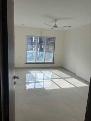 Room in 3 BHK Apartment at Hem Ratan Apartment, Andheri East – for Rent