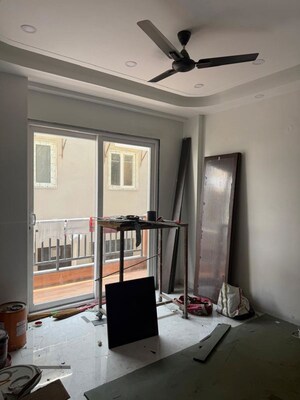 Living Room in 3 BHK Builder Floor at Balaji Apartments Palam Vihar, Palam Vihar Extension – for Rent