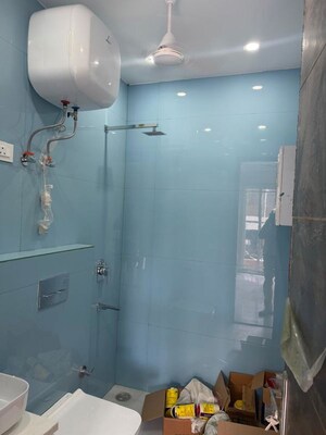 Bathroom in 3 BHK Builder Floor at Balaji Apartments Palam Vihar, Palam Vihar Extension – for Rent
